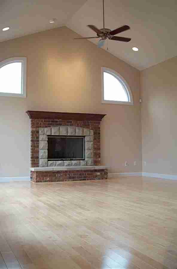 Oaks7Hearthroom.JPG